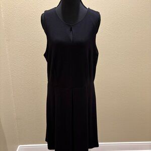 Larry Levine Basic Black Sleeveless Dress